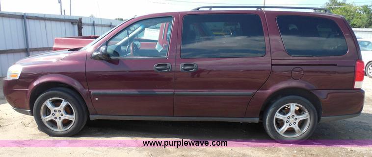 image for item I3475 2007 Chevrolet Uplander LS van