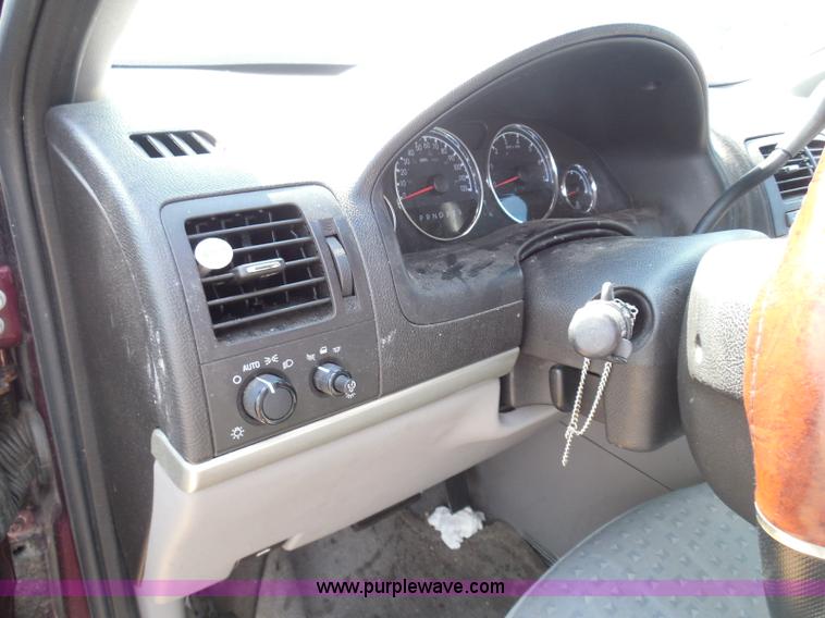 image for item I3475 2007 Chevrolet Uplander LS van