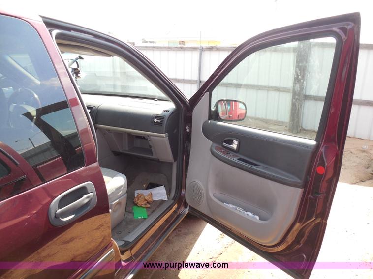 image for item I3475 2007 Chevrolet Uplander LS van