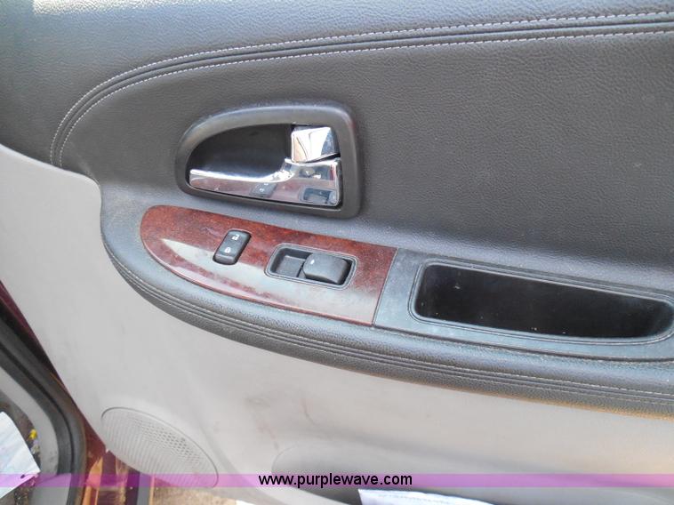 image for item I3475 2007 Chevrolet Uplander LS van