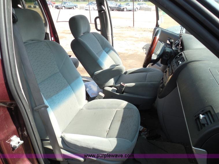 image for item I3475 2007 Chevrolet Uplander LS van