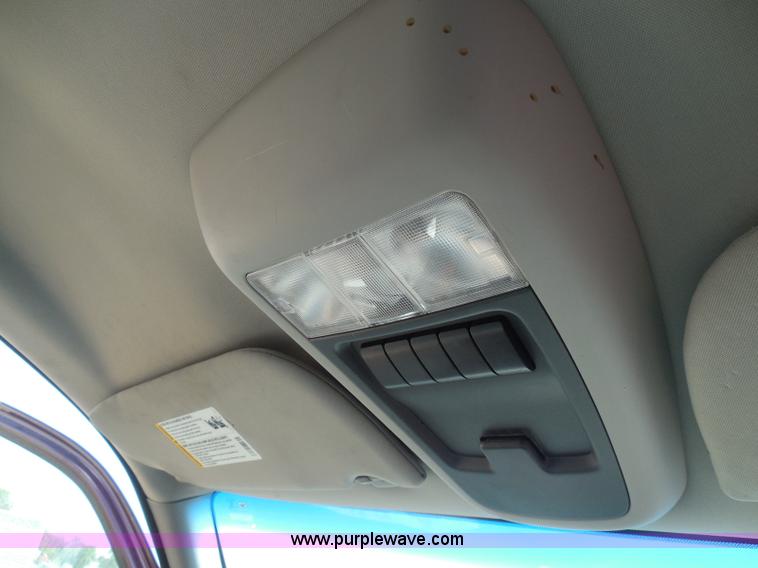 image for item I3475 2007 Chevrolet Uplander LS van