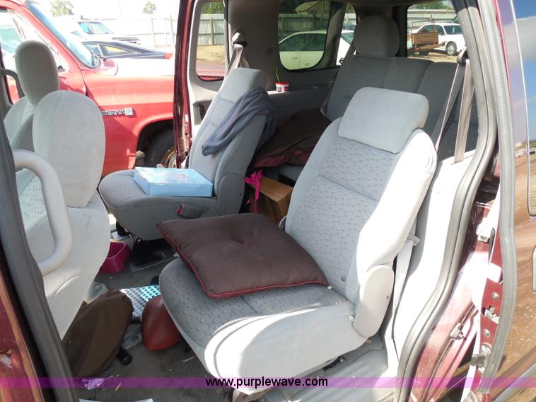 image for item I3475 2007 Chevrolet Uplander LS van