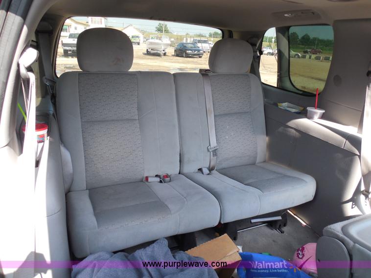 image for item I3475 2007 Chevrolet Uplander LS van