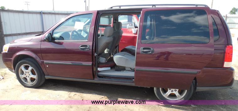 image for item I3475 2007 Chevrolet Uplander LS van