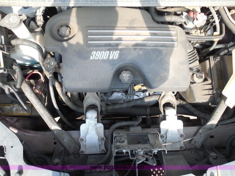 image for item I3475 2007 Chevrolet Uplander LS van