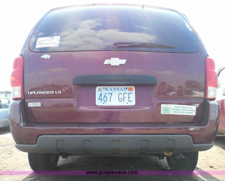 image for item I3475 2007 Chevrolet Uplander LS van