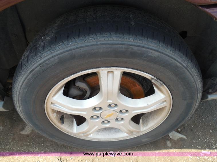 image for item I3475 2007 Chevrolet Uplander LS van