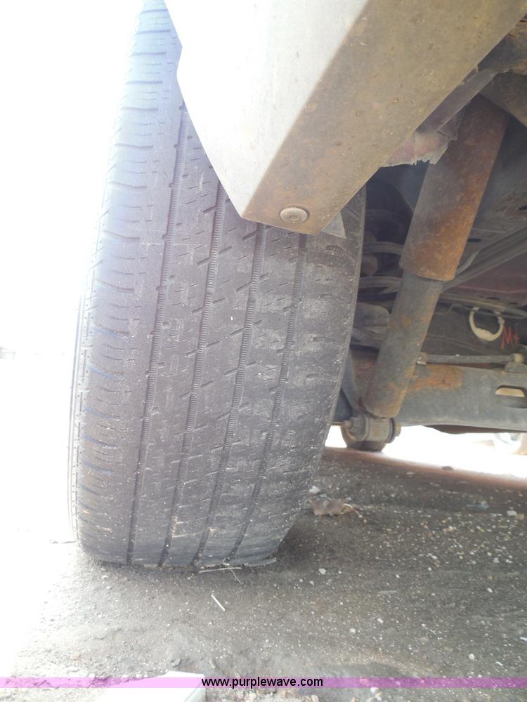 image for item I3475 2007 Chevrolet Uplander LS van