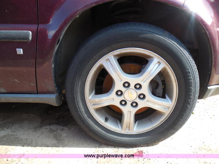 image for item I3475 2007 Chevrolet Uplander LS van