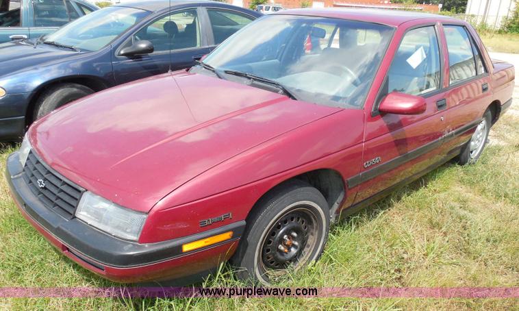 image for item I3477 1992 Chevrolet Corsica LT
