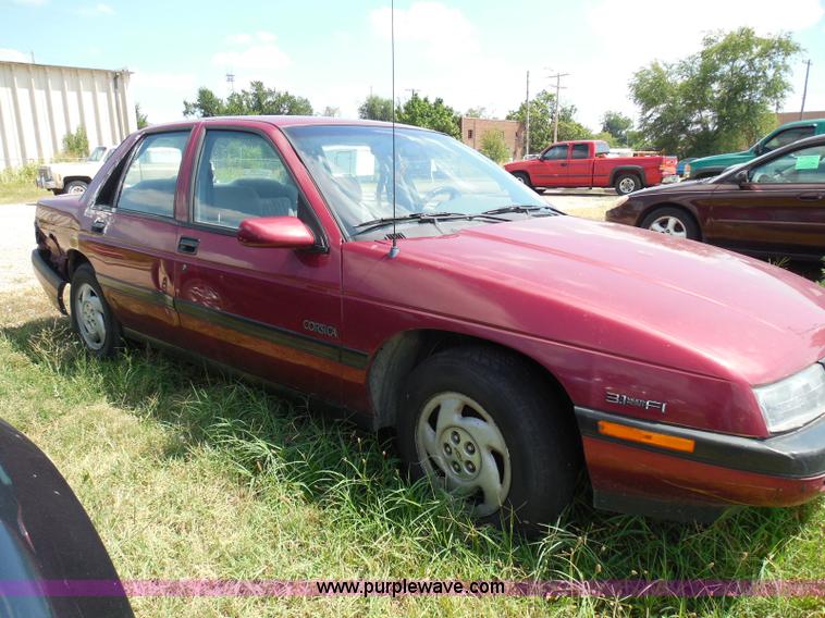 image for item I3477 1992 Chevrolet Corsica LT