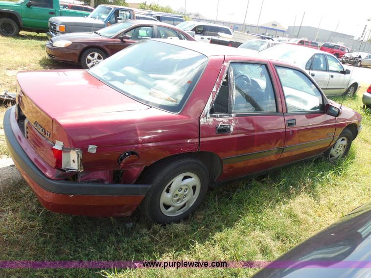image for item I3477 1992 Chevrolet Corsica LT