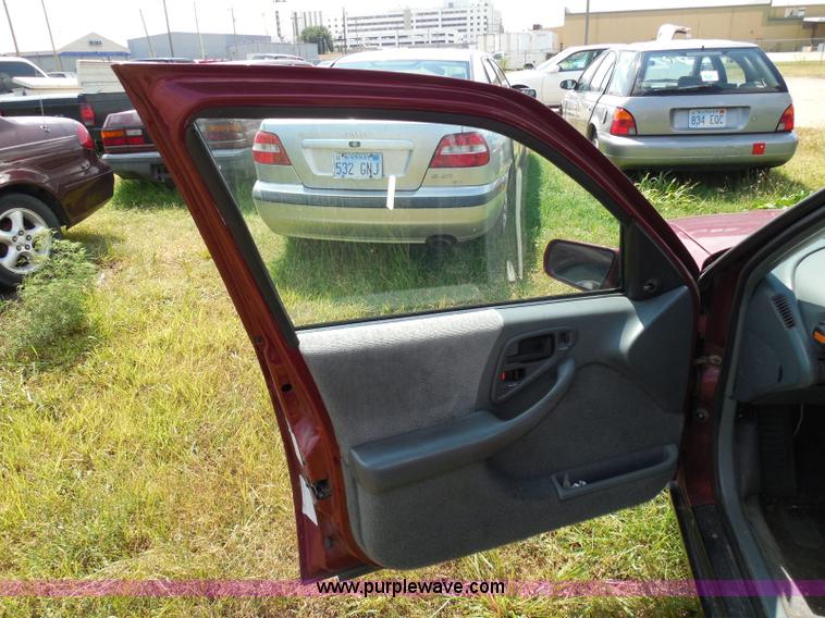 image for item I3477 1992 Chevrolet Corsica LT