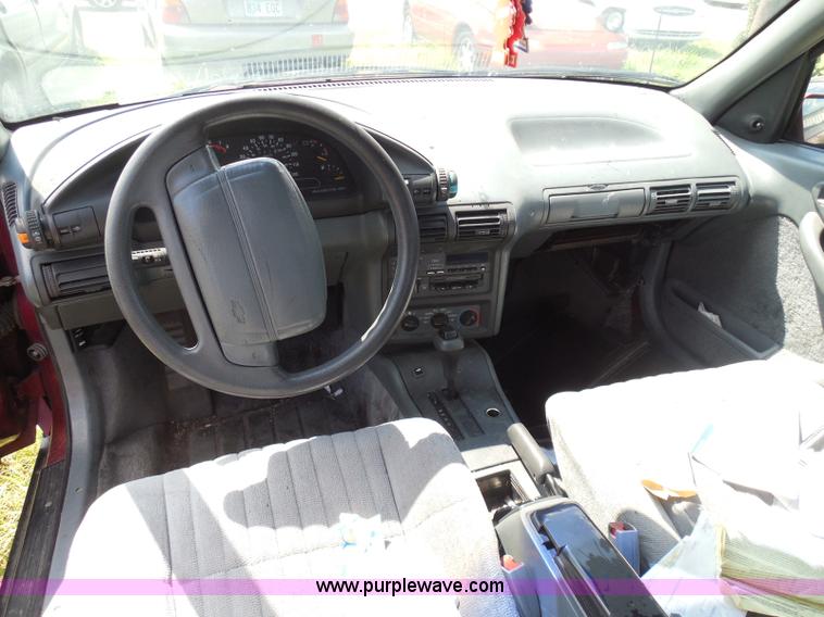 image for item I3477 1992 Chevrolet Corsica LT