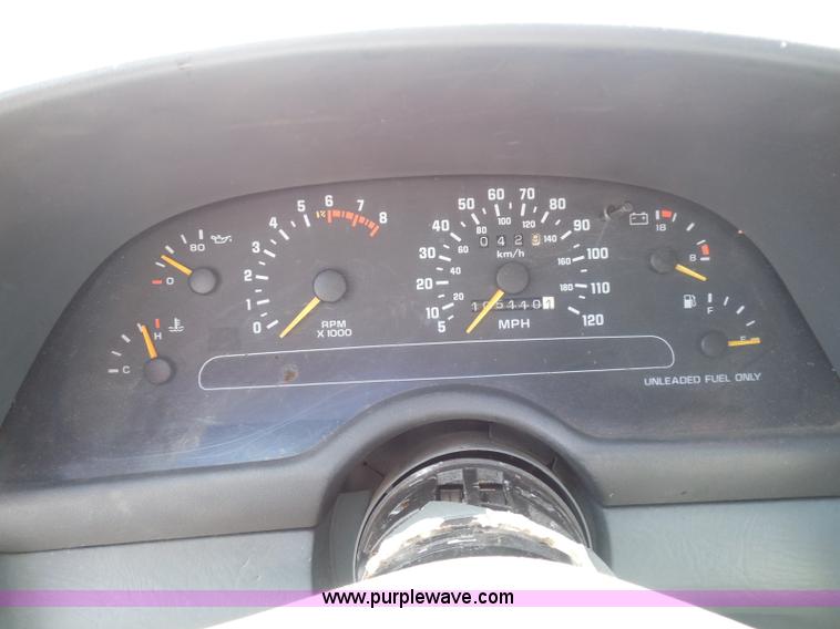 image for item I3477 1992 Chevrolet Corsica LT