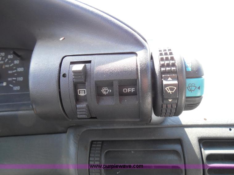 image for item I3477 1992 Chevrolet Corsica LT