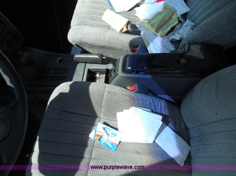 image for item I3477 1992 Chevrolet Corsica LT