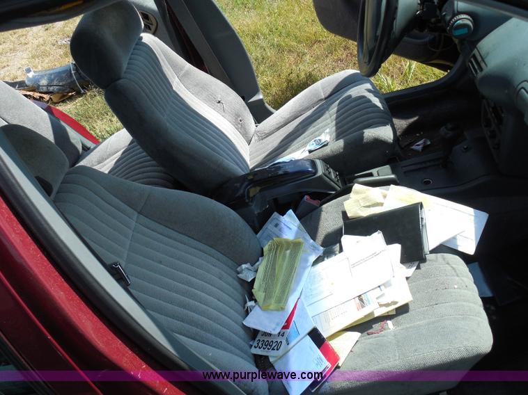 image for item I3477 1992 Chevrolet Corsica LT