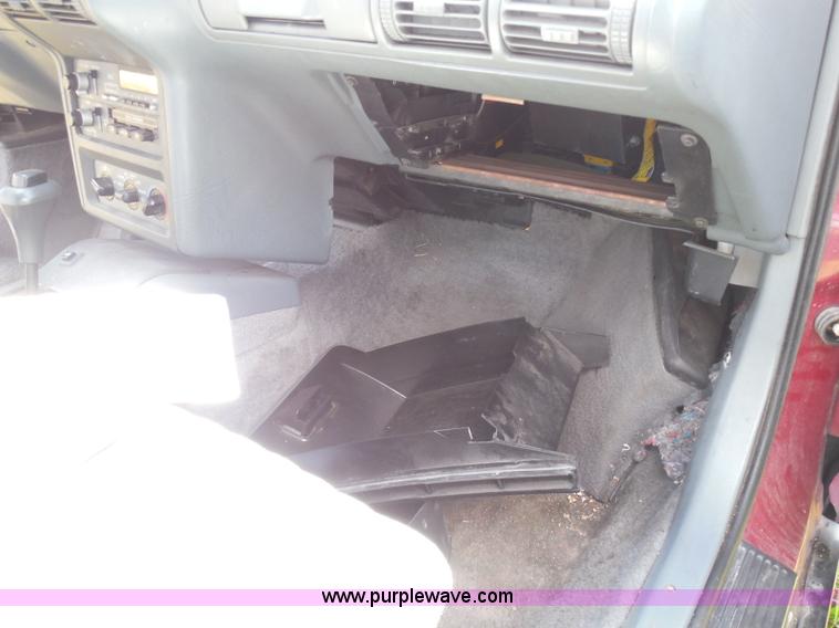 image for item I3477 1992 Chevrolet Corsica LT