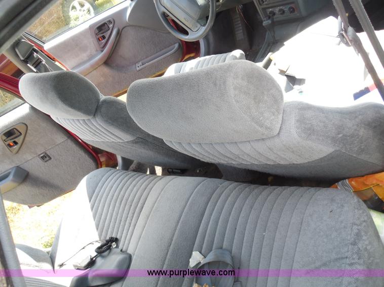 image for item I3477 1992 Chevrolet Corsica LT