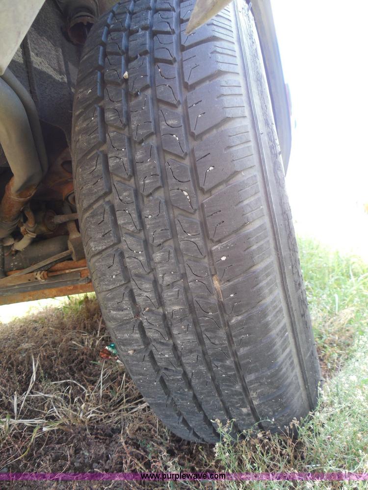 image for item I3477 1992 Chevrolet Corsica LT