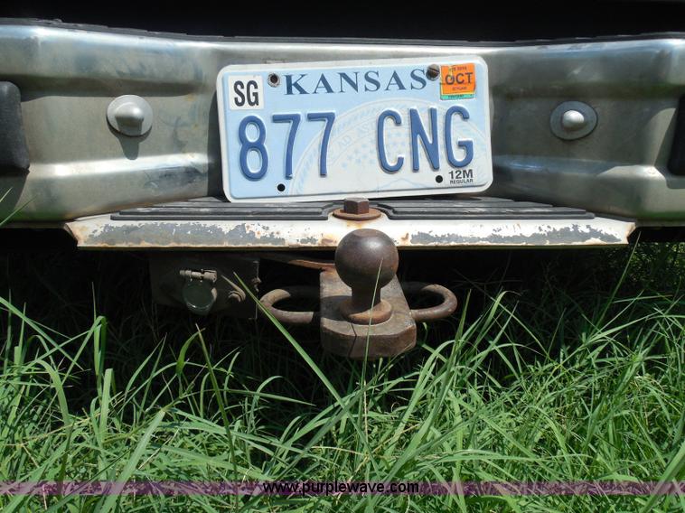 image for item I3478 1990 Ford F150 XLT Lariat pickup truck