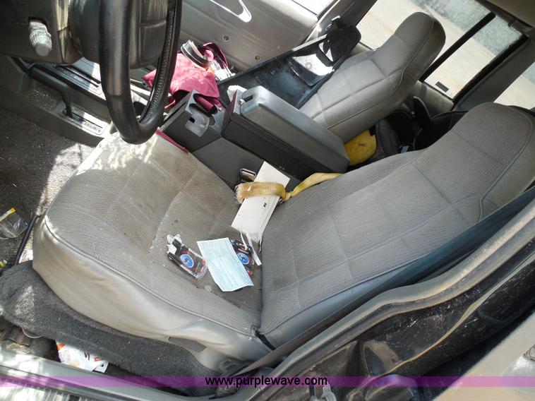 image for item I3479 1995 Jeep Cherokee SUV