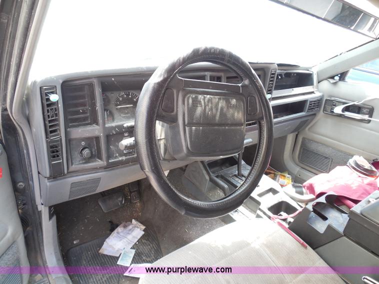 image for item I3479 1995 Jeep Cherokee SUV