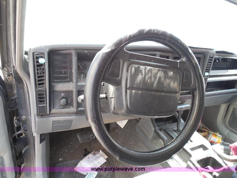 image for item I3479 1995 Jeep Cherokee SUV