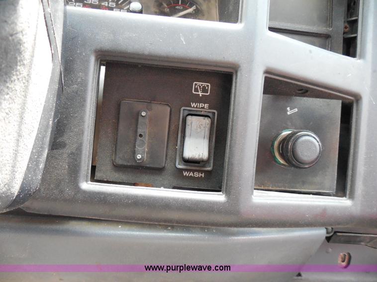 image for item I3479 1995 Jeep Cherokee SUV