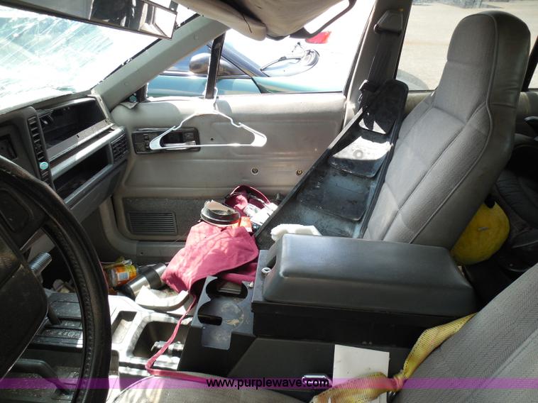 image for item I3479 1995 Jeep Cherokee SUV