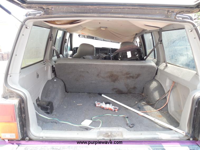 image for item I3479 1995 Jeep Cherokee SUV