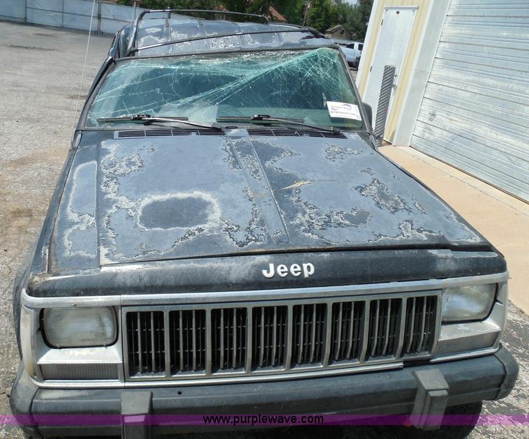 image for item I3479 1995 Jeep Cherokee SUV