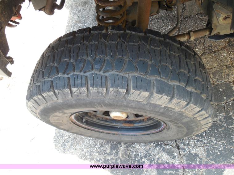 image for item I3479 1995 Jeep Cherokee SUV