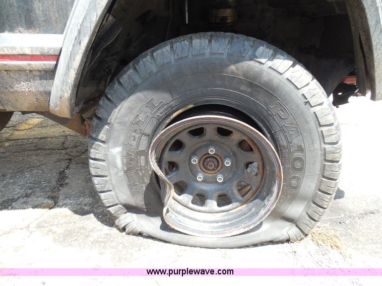 image for item I3479 1995 Jeep Cherokee SUV