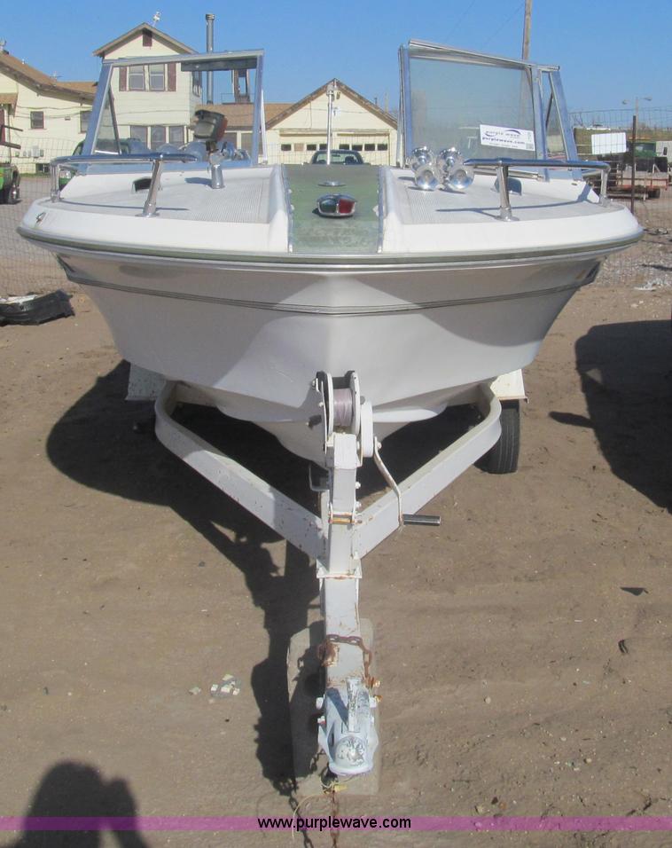 image for item I7123 1969 Mark Twain 17'L boat