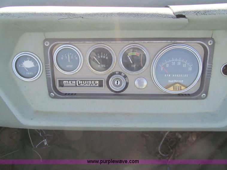 image for item I7123 1969 Mark Twain 17'L boat