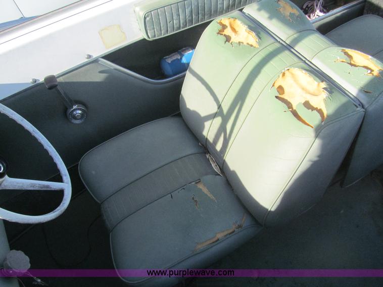 image for item I7123 1969 Mark Twain 17'L boat