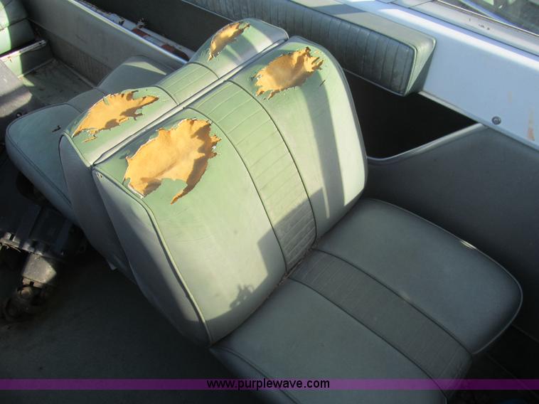 image for item I7123 1969 Mark Twain 17'L boat