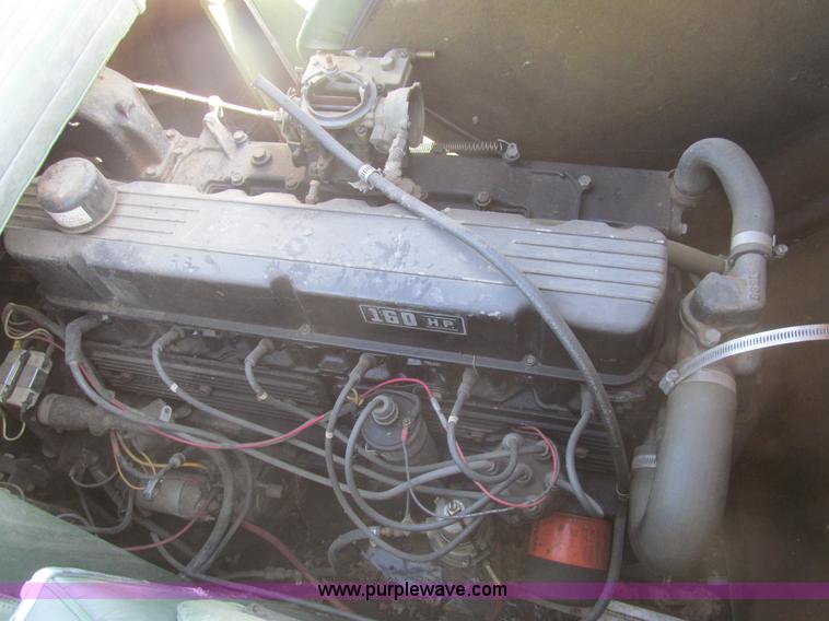 image for item I7123 1969 Mark Twain 17'L boat