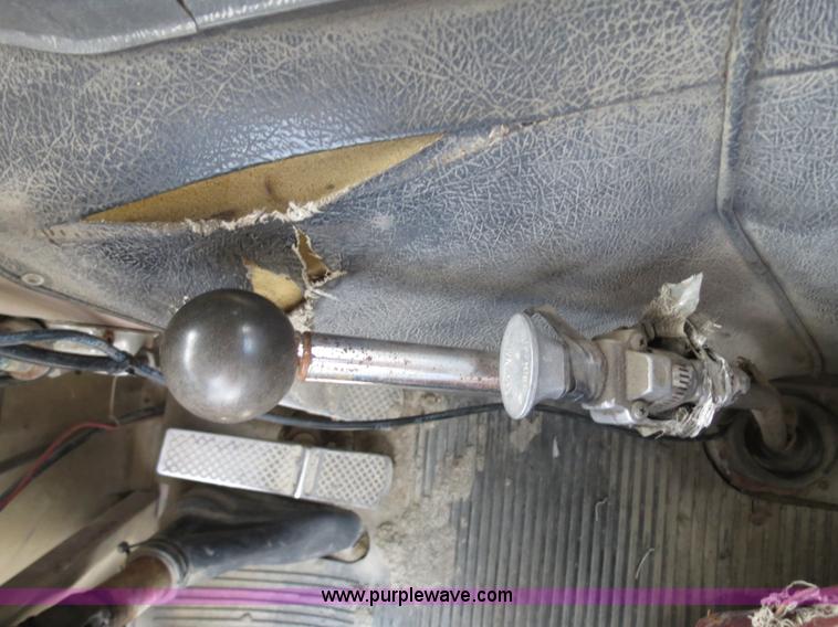 image for item B4940 1973 Freightliner WFT6364T semi truck