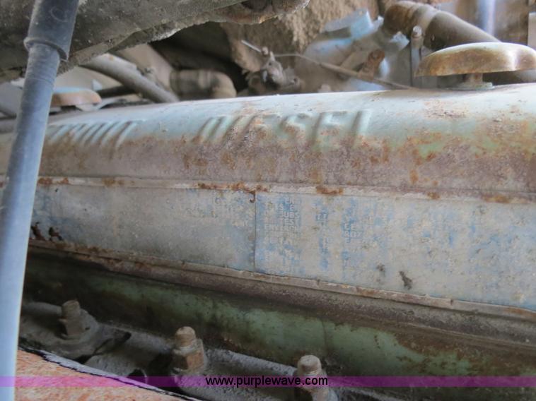 image for item B4940 1973 Freightliner WFT6364T semi truck