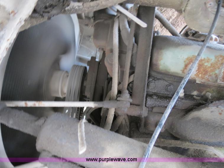 image for item B4940 1973 Freightliner WFT6364T semi truck