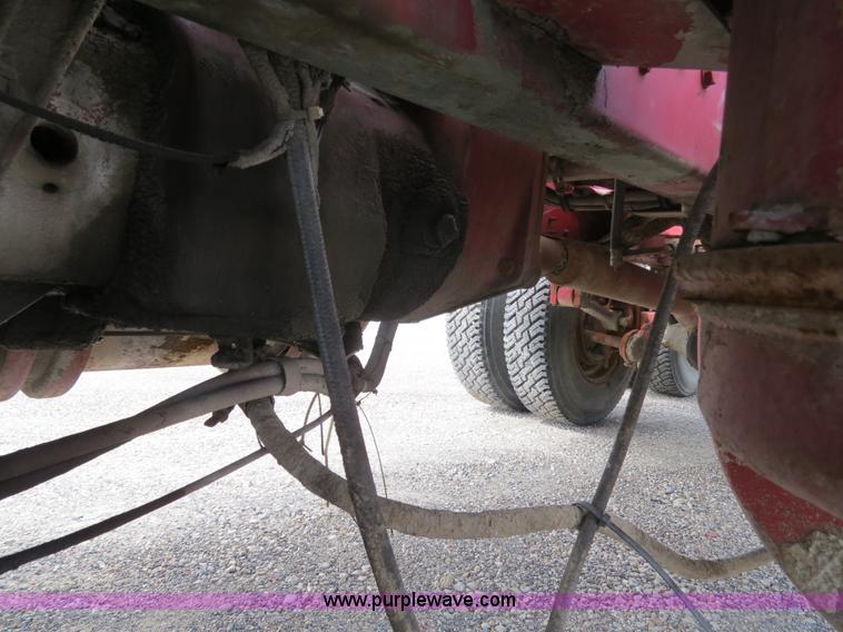 image for item B4940 1973 Freightliner WFT6364T semi truck