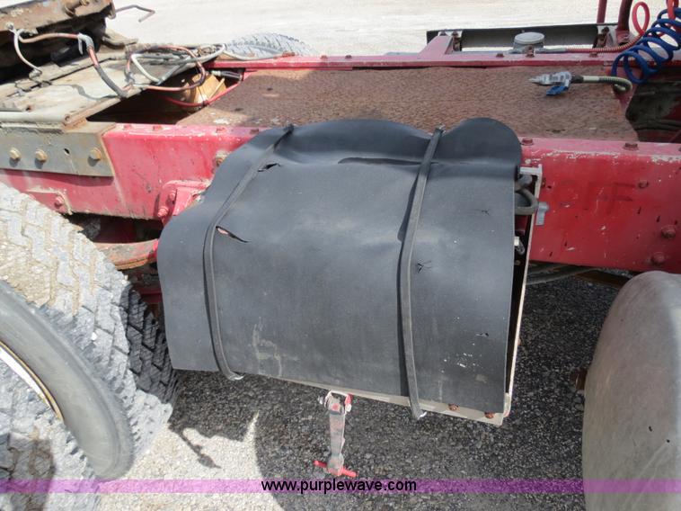 image for item B4940 1973 Freightliner WFT6364T semi truck