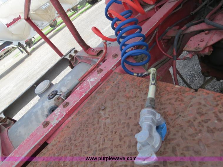 image for item B4940 1973 Freightliner WFT6364T semi truck