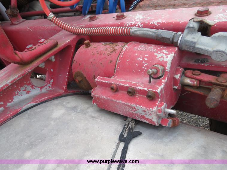 image for item B4940 1973 Freightliner WFT6364T semi truck