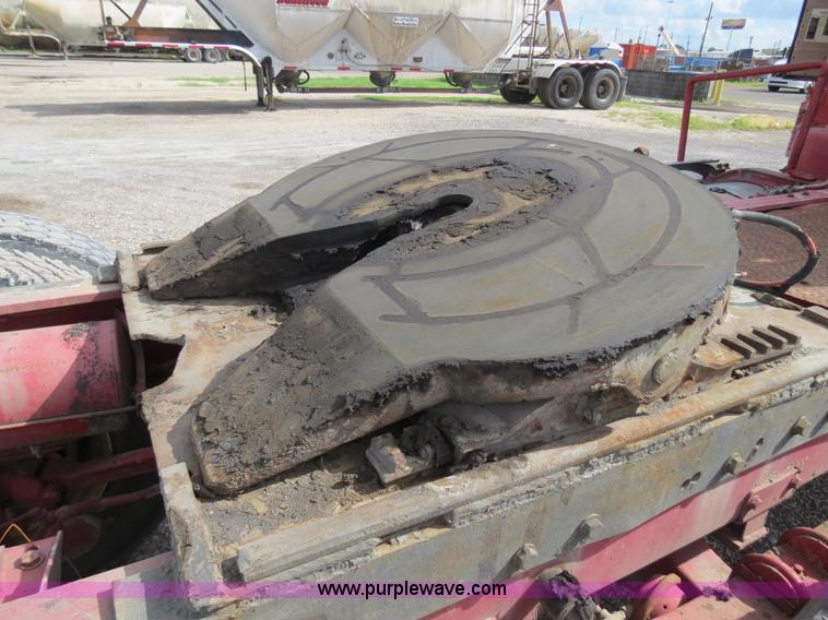 image for item B4940 1973 Freightliner WFT6364T semi truck