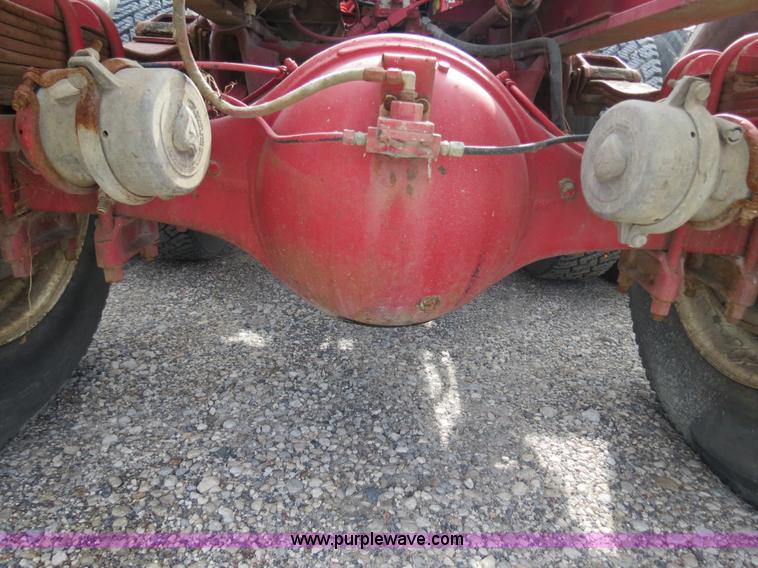 image for item B4940 1973 Freightliner WFT6364T semi truck